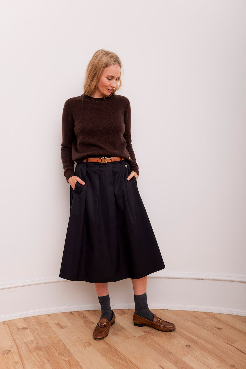 Beta Studios Abbie O-neck Basic Cashmere Tops Coffee Brown