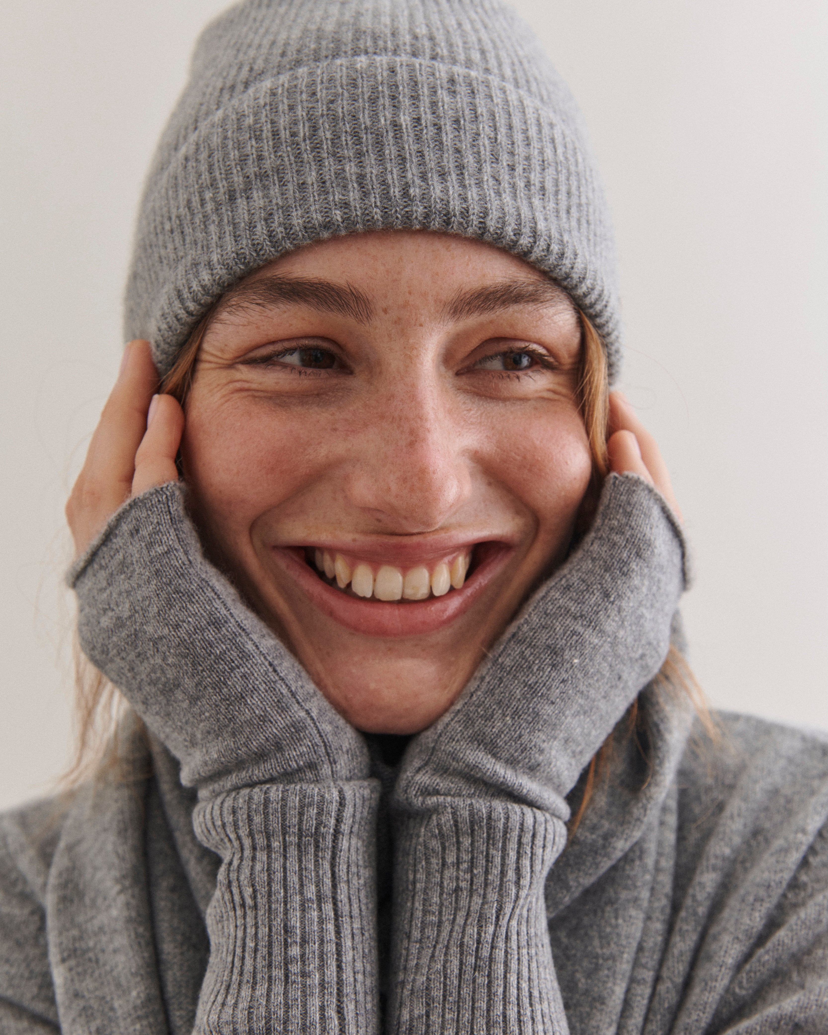 Beta Studios Alina Fingerless Gloves Accessories Cashmere Grey Melange