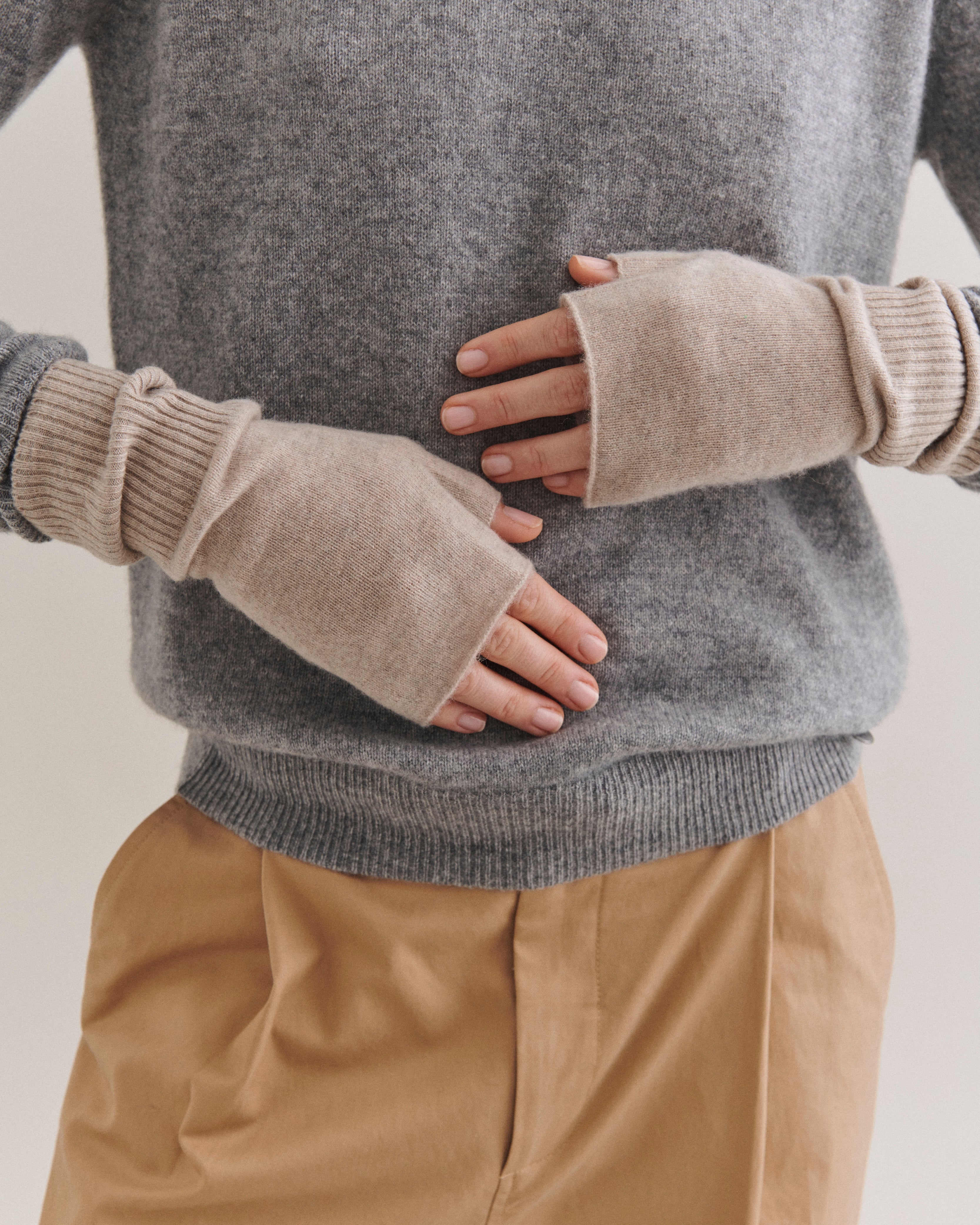 Beta Studios Alina Fingerless Gloves Accessories Cashmere Sand Melange