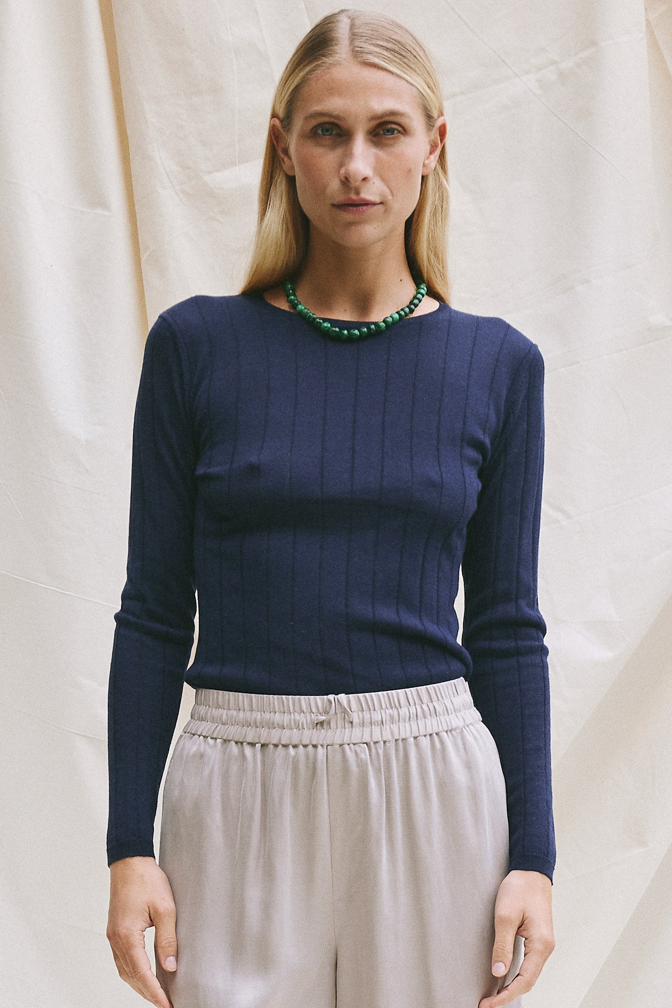 Beta Studios Cala Long Sleeve Tee Cashmere/Silk Silk/CashmereTops Navy