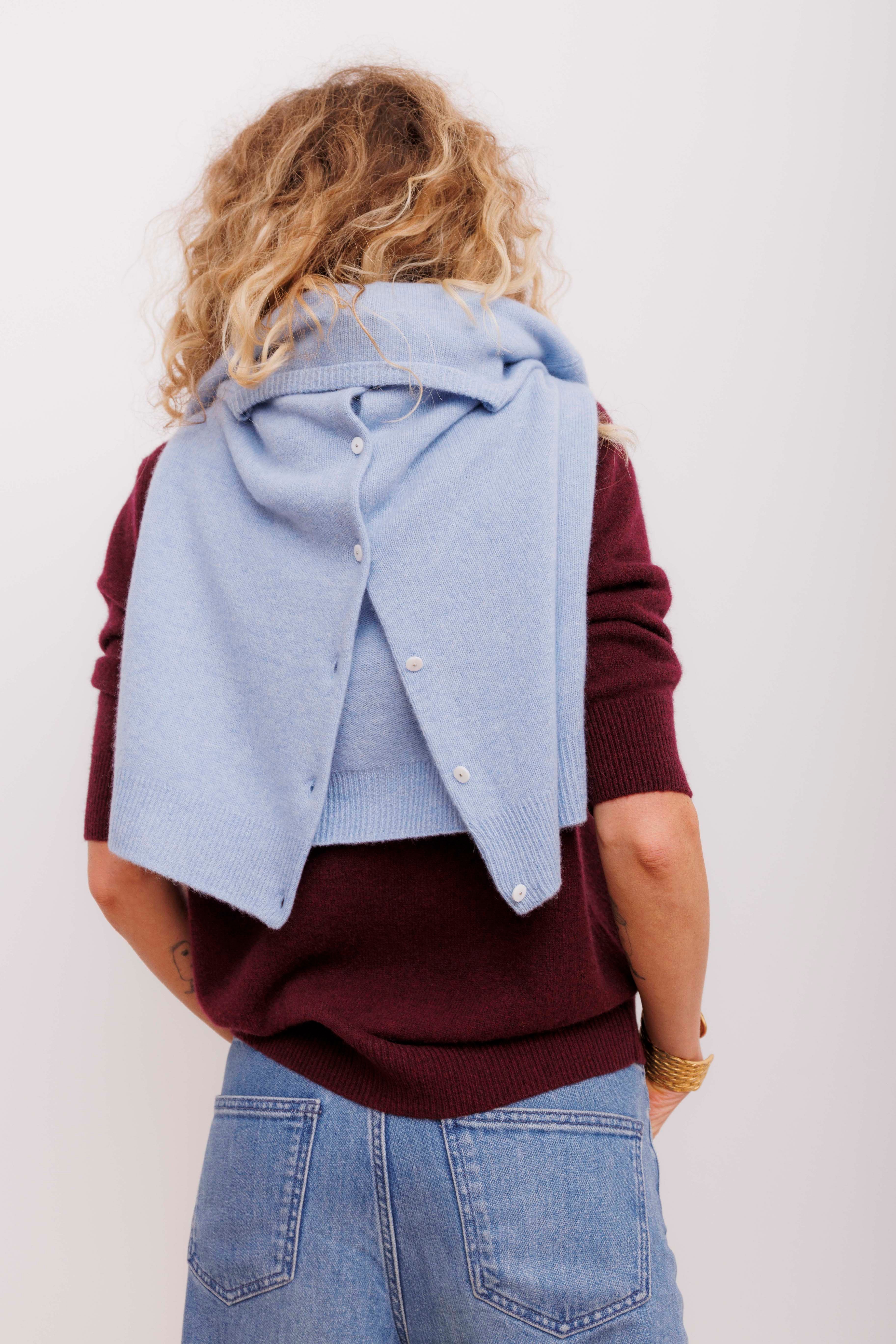 Beta Studios Classic Cardigan Cashmere Cashmere Tops Powder Blue