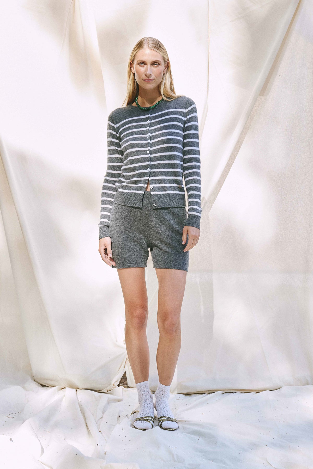 Beta Studios Classic Cardigan Stripe Cashmere Cardigan Dark Grey Melange/Almost White