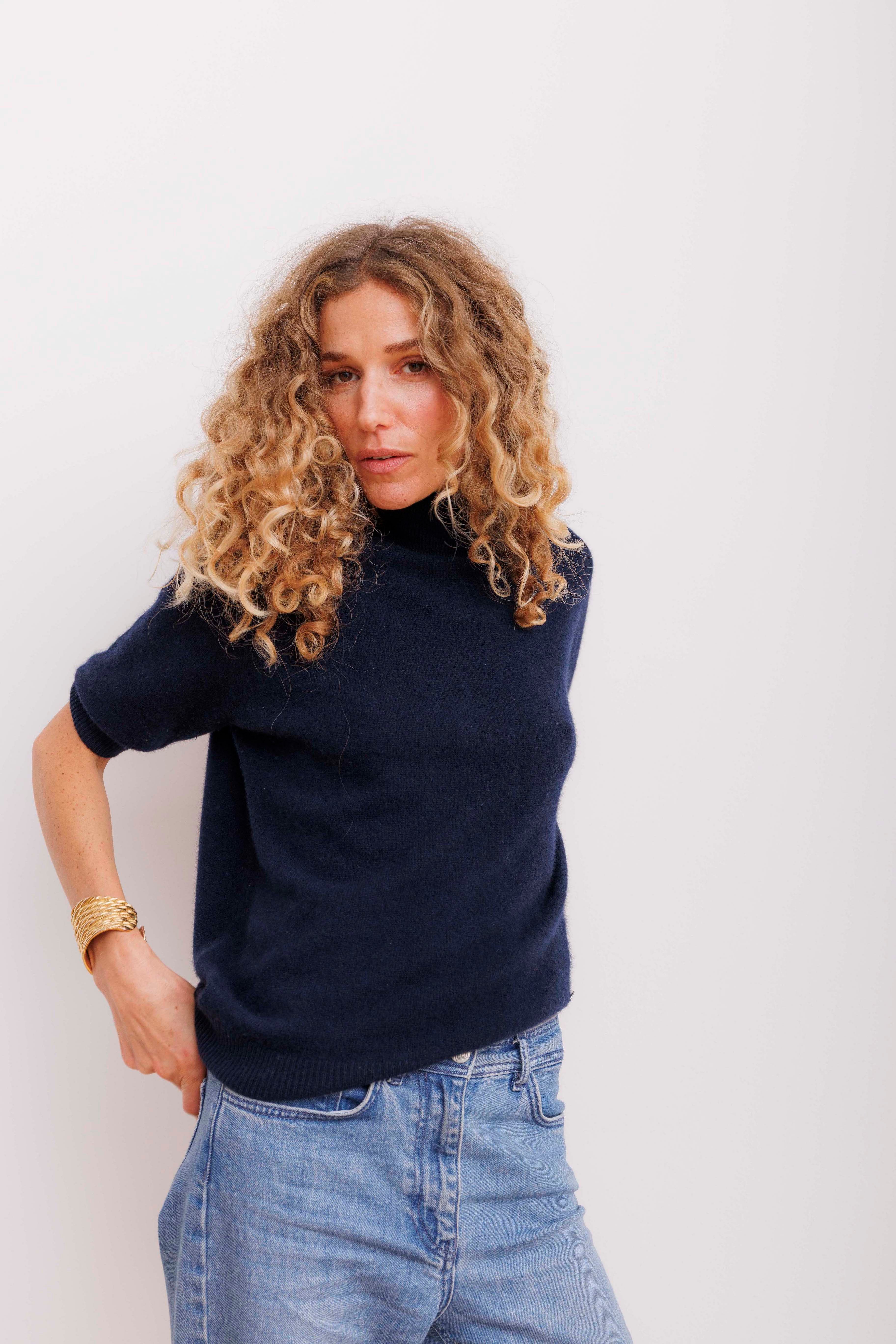 Beta Studios Jamaica Lady Sleeve High Neck Cashmere Tops Navy