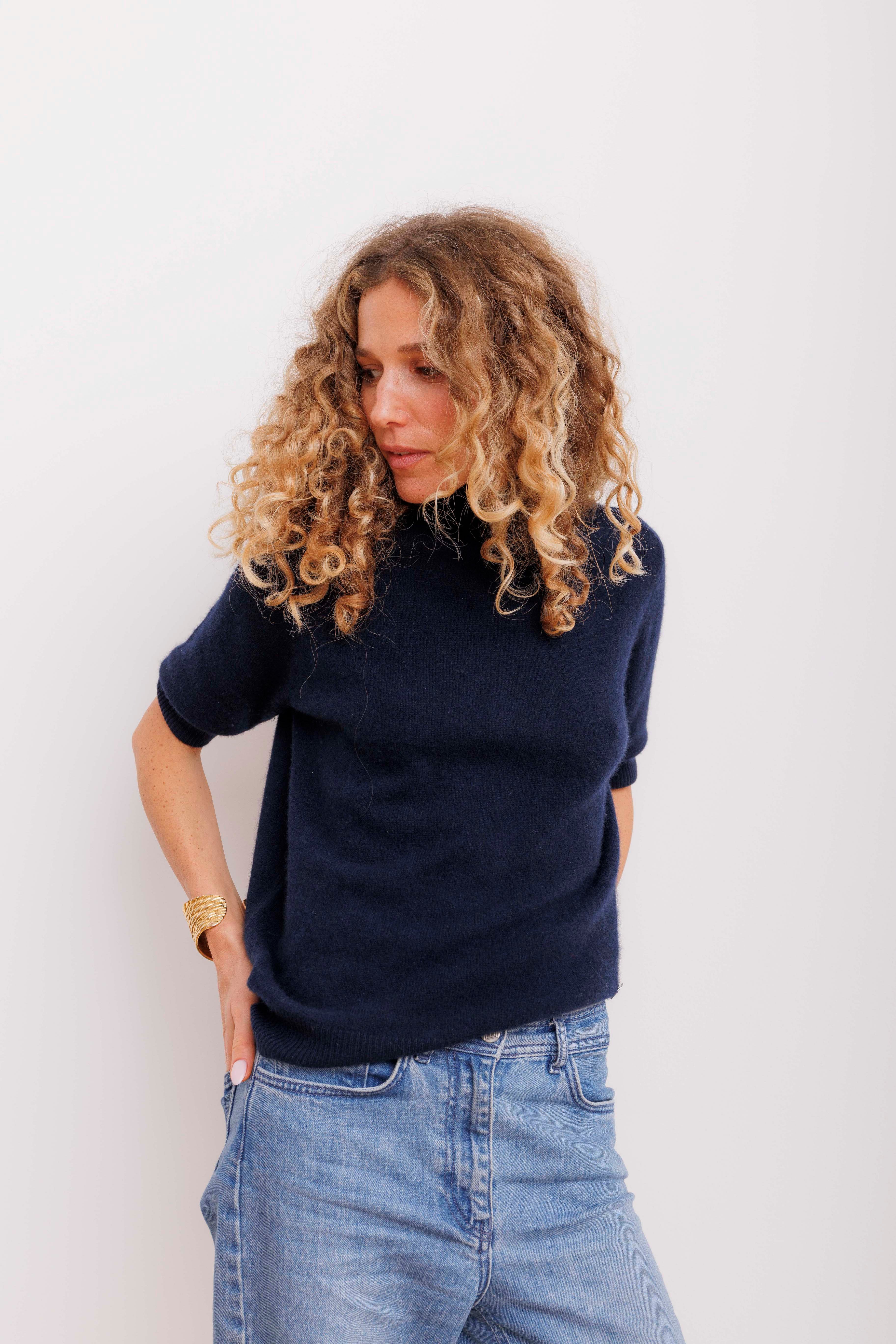 Beta Studios Jamaica Lady Sleeve High Neck Cashmere Tops Navy