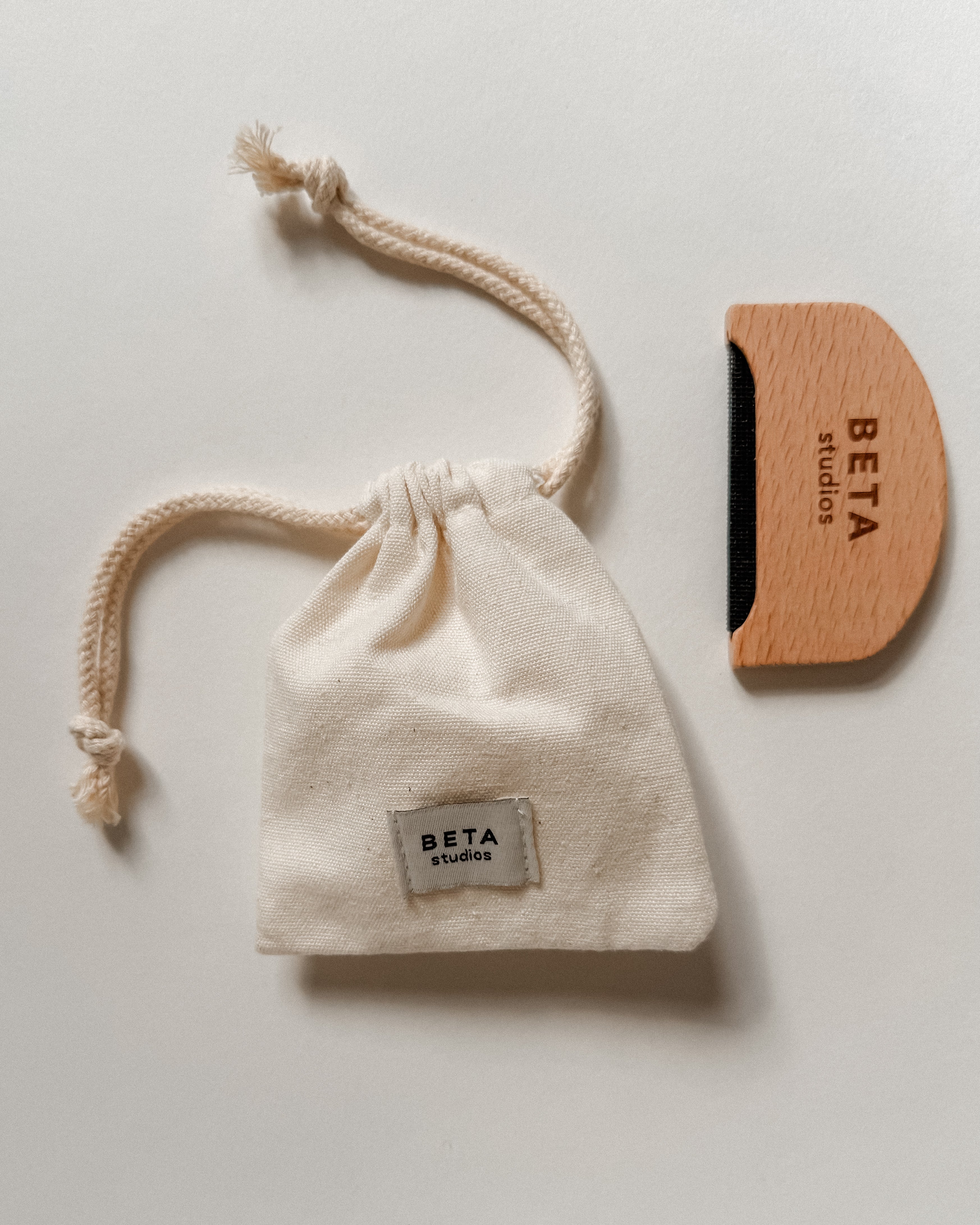Beta Studios Knitwear Comb Accessories Neutral