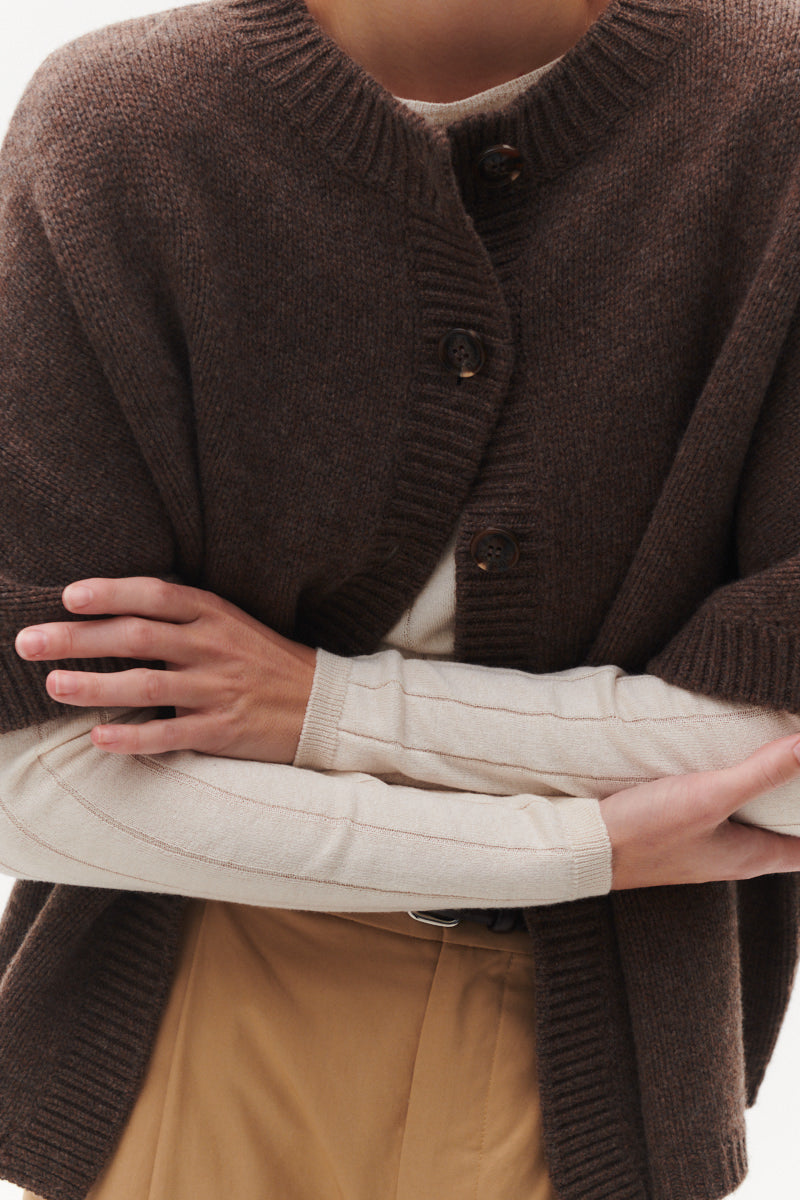 Beta Studios Malle Vest Knit Walnut