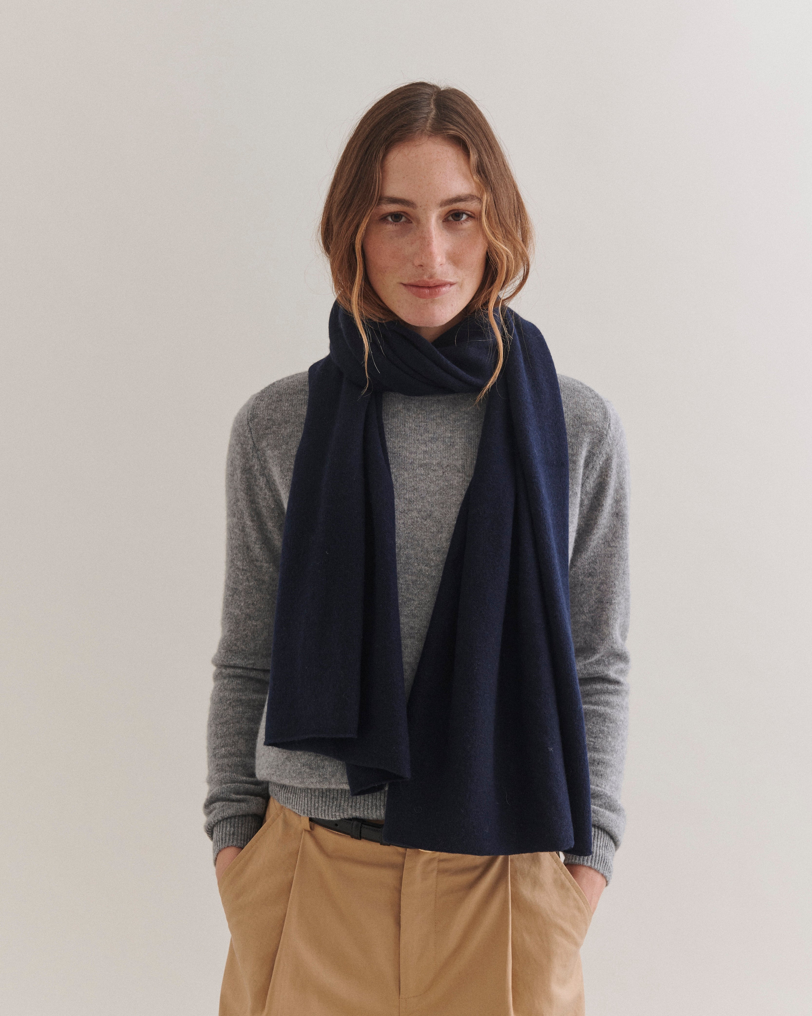 Beta Studios Aja Long Scarf Accessories Cashmere Navy