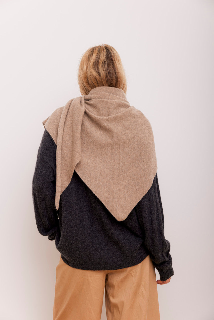 Beta Studios Alexa Big Triangle Scarf Accessories Cashmere Grey Melange