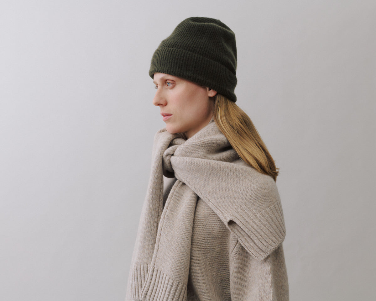 Beta Studios Astrid Beanie Accessories Cashmere Ripe fig
